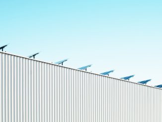 Hur man optimerar sin solpanelinstallation för snöiga klimat illustration